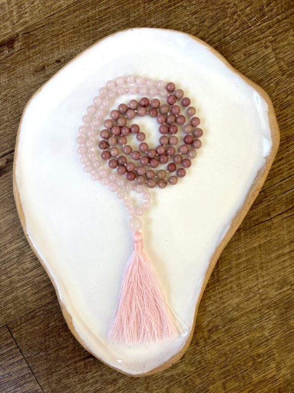Japa Mala de Rodonita y Cuarzo Rosa